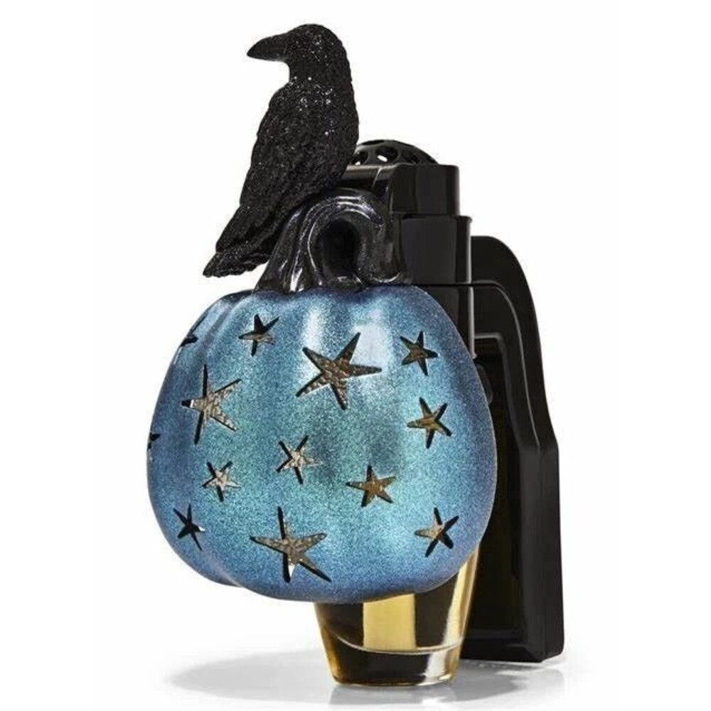 Bath and Body Works Raven Crow Pumpkin Halloween Wallflower Plug In Light Up